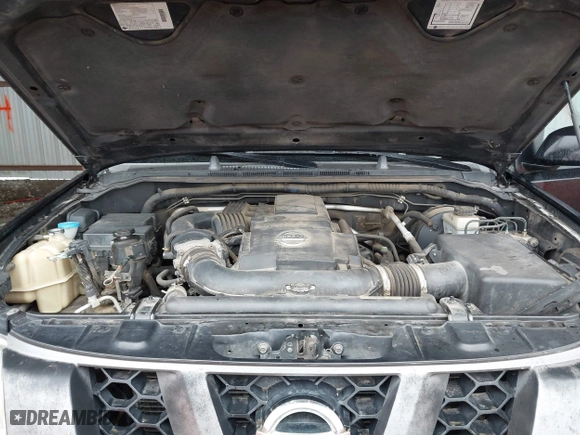 2005 Nissan Xterra S with VIN 5N1AN08W65C628712, listed as a IAAI auction lot 41464241 with 197,408 mi miles. Bid and sale history available at carsss.com. Image 10.