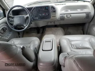1996 Chevrolet Suburban with VIN 1GNFK16R5TJ381317, listed as a Copart auction lot 50214885 with 2,534,495 mi miles and Salvage Title. Bid and sale history available at carsss.com. Image 8.