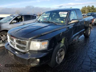 2011 Dodge Dakota z VIN 1D7RW2BK3BS602758, wystawiony jako Copart lot #85288074 z przebiegiem 138 473 mil mil oraz Szkoda całkowita • Salvage title. Historia ofert i sprzedaży dostępna na DreamBid. Obrazek 1.