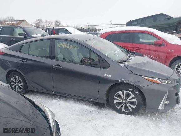 2017 Toyota Prius Prime Plus with VIN JTDKARFP9H3045348, listed as a IAAI auction lot 41402804 with NaN miles. Bid and sale history available at carsss.com. Image 14.