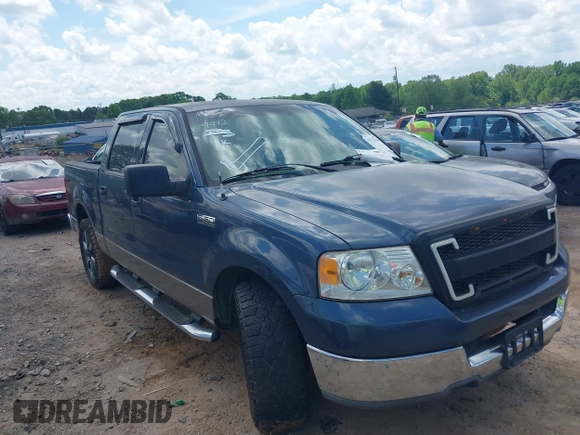 2004 Ford F-150 XLT z VIN 1FTRW12W54KB44828, wystawiony jako IAAI lot #42179442 z przebiegiem 226 441 mil mil oraz . Historia ofert i sprzedaży dostępna na DreamBid. Obrazek 1.