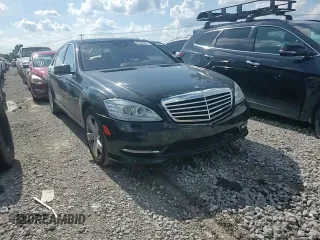 2012 Mercedes-Benz S 550 with VIN WDDNG9EB4CA451209, listed as a Copart auction lot 61836825 with 98,630 mi miles and Salvage title. Bid and sale history available at DreamBid. Image 13.