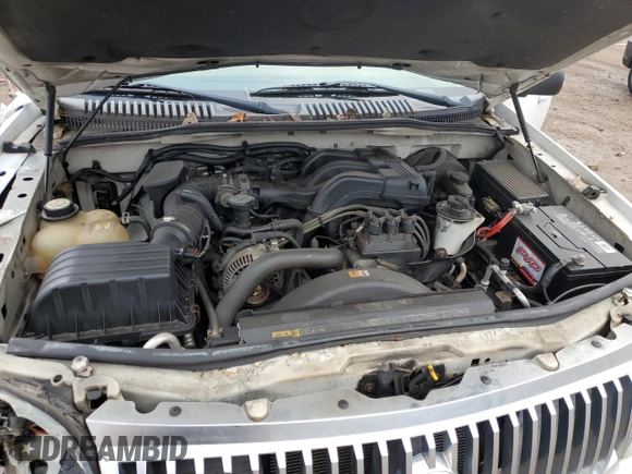 2004 Mercury Mountaineer Convenience with VIN 4M2ZU86K74UJ15058, listed as a Copart auction lot 84393964 with 141,656 mi miles and Salvage title. Bid and sale history available at DreamBid. Image 14.
