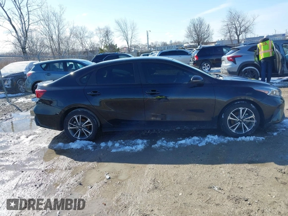 2022 Kia Forte LXS with VIN 3KPF24AD6NE424973, listed as a IAAI auction lot 41845140 with 49,917 mi miles and . Bid and sale history available at DreamBid. Image 13.