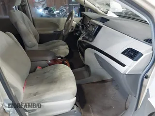 2012 Toyota Sienna with VIN 5TDZK3DC6CS258225, listed as a IAAI auction lot 42821817 with 377,789 mi miles and . Bid and sale history available at DreamBid. Image 5.