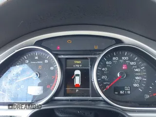 2014 Audi Q7 Premium Plus with VIN WA1LGAFE3ED021002, listed as a IAAI auction lot 42769562 with 82,118 mi miles and . Bid and sale history available at DreamBid. Image 7.
