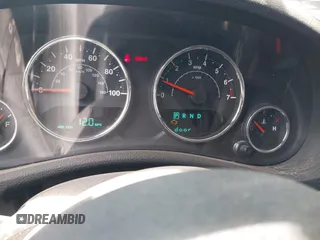 2014 Jeep Wrangler Unlimited Rubicon with VIN 1C4BJWFGXEL172622, listed as a IAAI auction lot 41782796 with 67,594 mi miles. Bid and sale history available at carsss.com. Image 7.