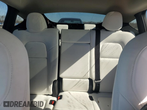 2022 Tesla Model Y Long Range z VIN 7SAYGAEE5NF573044, wystawiony jako Copart lot #49230835 z przebiegiem 41 220 mil mil oraz Szkody całkowita. Historia ofert i sprzedaży dostępna na DreamBid. Obrazek 10.