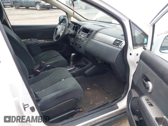 2010 Nissan Versa 1.8 S with VIN 3N1BC1CP4AL450272, listed as a IAAI auction lot 41987139 with 175,522 mi miles. Bid and sale history available at carsss.com. Image 5.
