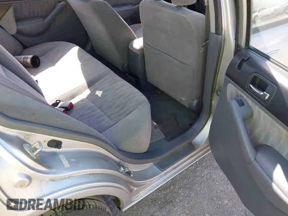 2004 Honda Civic EX with VIN JHMES26784S001762, listed as a IAAI auction lot 42030046 with 195,530 mi miles and . Bid and sale history available at DreamBid. Image 8.