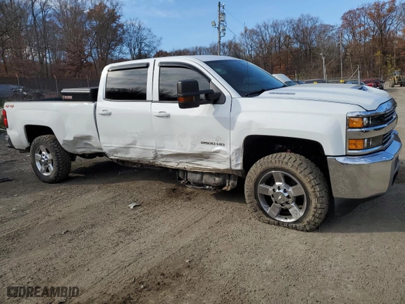2018 Chevrolet Silverado 2500HD LT with VIN 1GC1KVEY5JF153627, listed as a Copart auction lot 80737234 with 113,162 mi miles and Salvage Title. Bid and sale history available at carsss.com. Image 4.