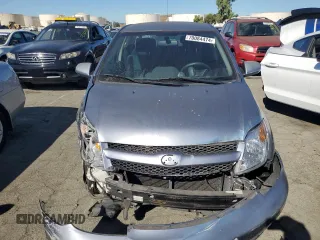2006 Scion xA z VIN JTKKT624465014796, wystawiony jako Copart lot #70084474 z przebiegiem 156 493 mil mil oraz Szkody całkowita. Historia ofert i sprzedaży dostępna na DreamBid. Obrazek 5.