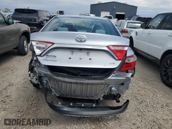 2017 Toyota Camry XLE z VIN 4T1BF1FKXHU756974, wystawiony jako Copart lot #55002515 z przebiegiem 68 858 mil mil oraz Szkoda całkowita • Salvage title. Historia ofert i sprzedaży dostępna na DreamBid. Obrazek 6.