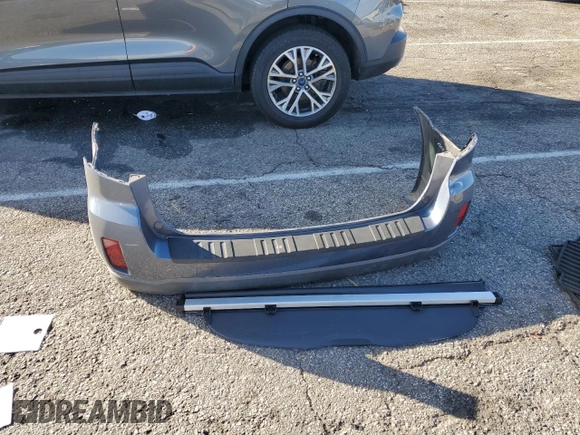 2014 Subaru Outback Limited with VIN 4S4BRDMC1E2317156, listed as a Copart auction lot 45973825 with 98,340 mi miles and Salvage Title. Bid and sale history available at DreamBid. Image 14.