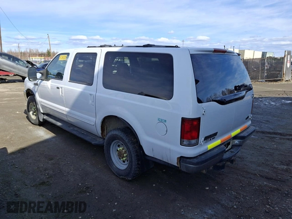 2000 Ford Excursion XLT with VIN 1FMSU41F8YEE41800, listed as a Copart auction lot 55297415 with 191,904 mi miles and Clean Title. Bid and sale history available at DreamBid. Image 2.