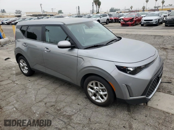 2023 Kia Soul LX with VIN KNDJ23AU3P7870487, listed as a Copart auction lot 55305925 with 45,787 mi miles and Clean Title. Bid and sale history available at DreamBid. Image 4.