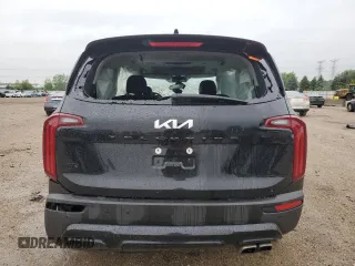 2022 Kia Telluride EX z VIN 5XYP3DHC7NG216814, wystawiony jako Copart lot #57653085 z przebiegiem 20 588 mil mil oraz Szkoda całkowita • Salvage title. Historia ofert i sprzedaży dostępna na DreamBid. Obrazek 6.