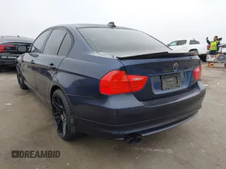 2011 BMW 3 Series 328i with VIN WBAPH5G53BNM83315, listed as a IAAI auction lot 42583733 with 119,224 mi miles and . Bid and sale history available at DreamBid. Image 3.