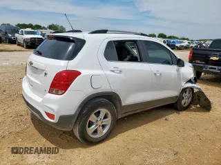 2020 Chevrolet Trax LT with VIN 3GNCJLSB5LL224258, listed as a Copart auction lot 58664515 with 77,217 mi miles and Salvage title. Bid and sale history available at DreamBid. Image 3.