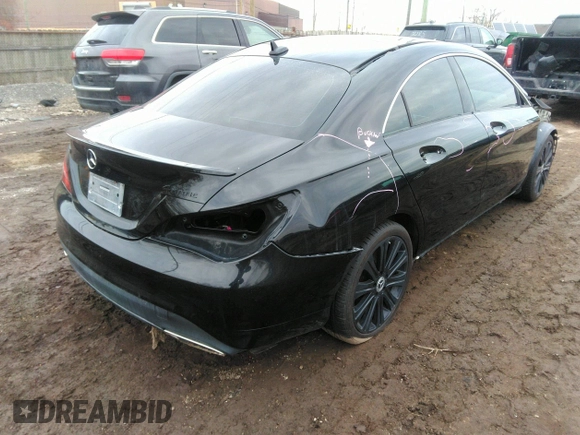 2018 Mercedes-Benz CLA 250 z VIN WDDSJ4GB2JN673922, wystawiony jako IAAI lot #41712055 z przebiegiem 73 670 mil mil oraz . Historia ofert i sprzedaży dostępna na DreamBid. Obrazek 4.