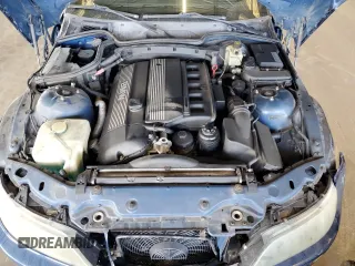 2000 BMW Z3 2.5 with VIN 4USCH9342YLG04259, listed as a Copart auction lot 60921805 with 150,679 mi miles and Salvage title. Bid and sale history available at DreamBid. Image 11.
