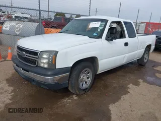 2006 Chevrolet Silverado 1500 Work Truck with VIN 1GCEC19X56Z291943, listed as a IAAI auction lot 41578722 with 239,605 mi miles. Bid and sale history available at carsss.com. Image 2.