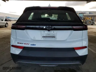 2023 Chevrolet Bolt EUV Premier with VIN 1G1FZ6S07P4165653, listed as a Copart auction lot 48535405 with 3,879 mi miles and Salvage Title. Bid and sale history available at carsss.com. Image 6.