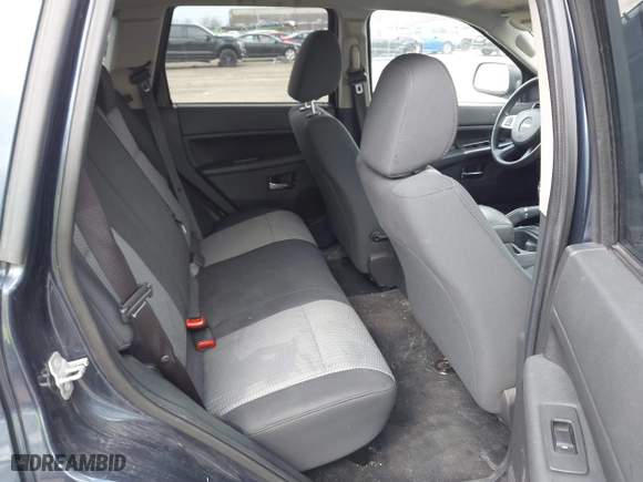 2010 Jeep Grand Cherokee Laredo with VIN 1J4PR4GK5AC138498, listed as a IAAI auction lot 41870740 with 130,551 mi miles. Bid and sale history available at carsss.com. Image 8.