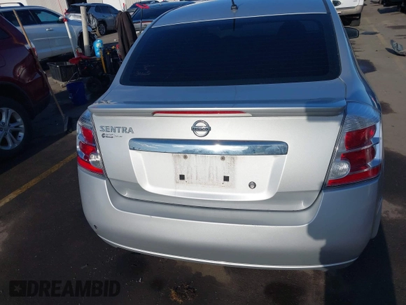 2012 Nissan Sentra S z VIN 3N1AB6AP6CL724881, wystawiony jako IAAI lot #41959859 z przebiegiem 110 858 mil mil oraz . Historia ofert i sprzedaży dostępna na DreamBid. Obrazek 17.
