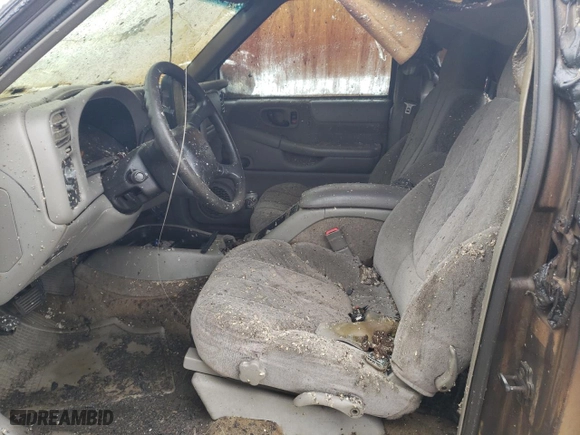 2001 GMC Sonoma SLS w/1SH Pkg with VIN 1GTDT19W418197604, listed as a Copart auction lot 66607874 with 0 mi miles and Salvage Title. Bid and sale history available at carsss.com. Image 7.
