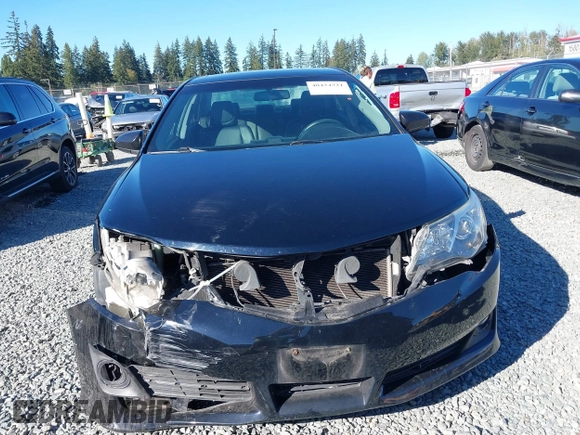 2014 Toyota Camry L with VIN 4T1BF1FK0EU732209, listed as a IAAI auction lot 40424721 with 200,271 mi miles. Bid and sale history available at carsss.com. Image 13.