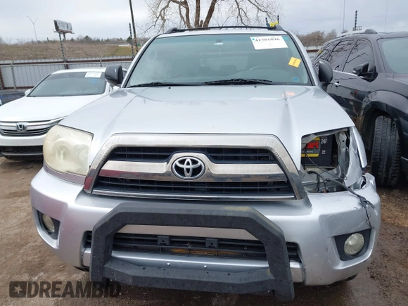2007 Toyota 4Runner SR5 with VIN JTEZU14R378067211, listed as a IAAI auction lot 41781896 with 237,509 mi miles and . Bid and sale history available at DreamBid. Image 13.