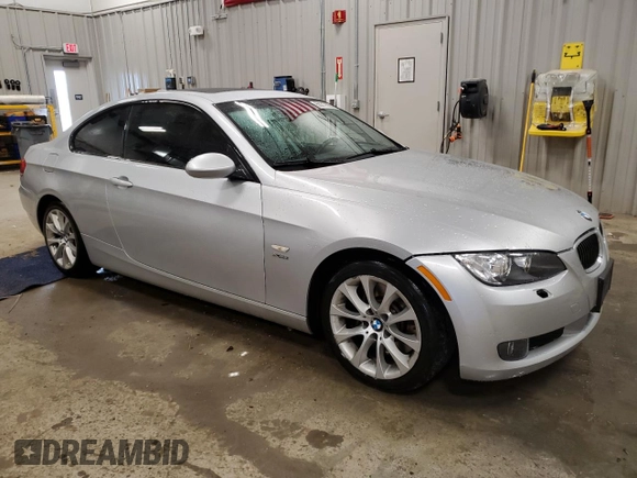 2009 BMW 3 Series 335i xDrive with VIN WBAWC735X9E270335, listed as a Copart auction lot 50217555 with 119,339 mi miles and Clean Title. Bid and sale history available at carsss.com. Image 4.