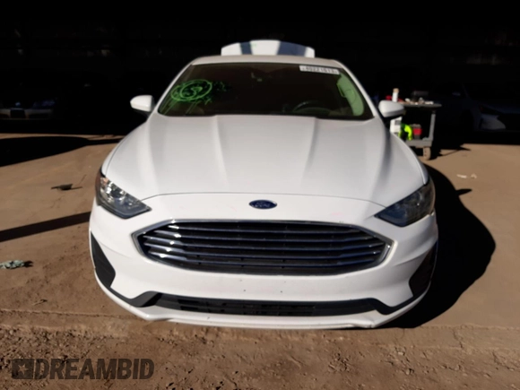 2019 Ford Fusion Hybrid SE with VIN 3FA6P0LU3KR119755, listed as a Copart auction lot 40221613 with 40,799 mi miles. Bid and sale history available at carsss.com. Image 5.
