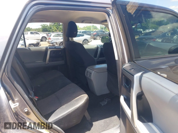 2011 Toyota 4Runner Trail with VIN JTEBU5JR7B5076484, listed as a IAAI auction lot 42503532 with 321,640 mi miles and . Bid and sale history available at DreamBid. Image 8.