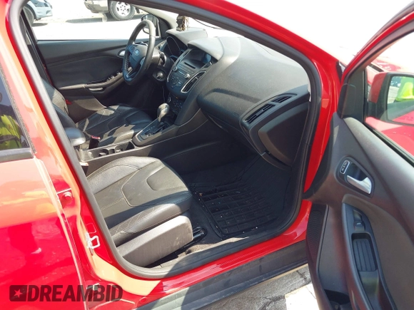 2016 Ford Focus SE with VIN 1FADP3F23GL222764, listed as a IAAI auction lot 42553326 with 151,275 mi miles and . Bid and sale history available at DreamBid. Image 5.