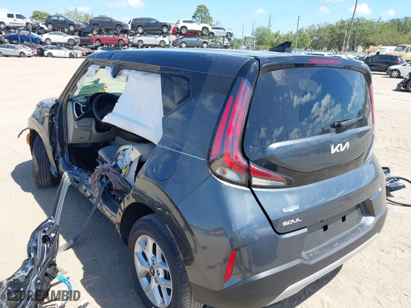 2024 Kia Soul LX with VIN KNDJ23AU3R7921070, listed as a IAAI auction lot 41850953 with 6,020 mi miles. Bid and sale history available at carsss.com. Image 3.