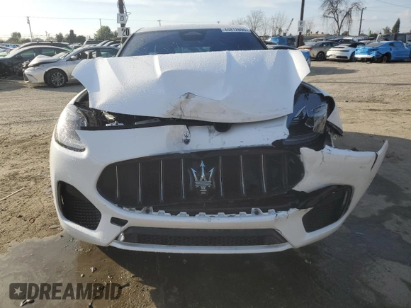 2023 Maserati Grecale GT z VIN ZN682AVA2P7418404, wystawiony jako Copart lot #44812895 z przebiegiem 33 382 mil mil oraz Szkoda całkowita • Salvage title. Historia ofert i sprzedaży dostępna na DreamBid. Obrazek 5.