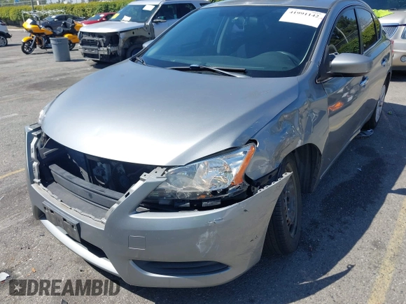 2014 Nissan Sentra SR with VIN 3N1AB7AP6EY250135, listed as a IAAI auction lot 41991142 with 190,072 mi miles and . Bid and sale history available at DreamBid. Image 6.