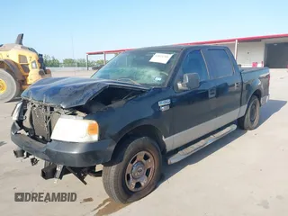 2005 Ford F-150 XLT z VIN 1FTRW12W65FA87713, wystawiony jako IAAI lot #42022705 z przebiegiem 197 781 mil mil oraz . Historia ofert i sprzedaży dostępna na DreamBid. Obrazek 2.
