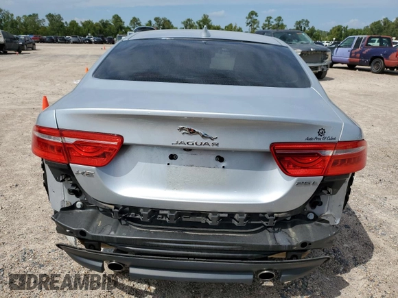 2019 Jaguar XE 25t with VIN SAJAR4FX9KCP48304, listed as a Copart auction lot 72591524 with 79,917 mi miles and Salvage Title. Bid and sale history available at carsss.com. Image 6.
