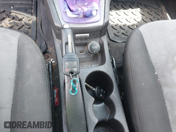 2018 Ford Fiesta S z VIN 3FADP4AJ0JM131607, wystawiony jako IAAI lot #42707624 z przebiegiem 109 815 mil mil oraz . Historia ofert i sprzedaży dostępna na DreamBid. Obrazek 11.