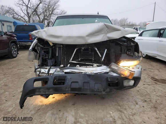 2006 Chevrolet Silverado 1500 LT1 with VIN 1GCEC19Z46Z205152, listed as a Copart auction lot 44175485 with 211,695 mi miles and Salvage Title. Bid and sale history available at carsss.com. Image 5.