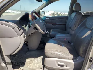 2004 Toyota Sienna XLE with VIN 5TDBA22C34S016138, listed as a Copart auction lot 55822625 with 204,018 mi miles and Clean Title. Bid and sale history available at DreamBid. Image 7.