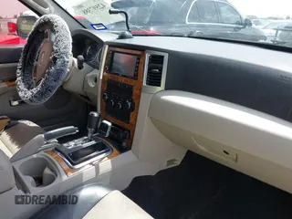 2008 Jeep Grand Cherokee Limited with VIN 1J8HS58218C119047, listed as a IAAI auction lot 42597388 with 224,220 mi miles and . Bid and sale history available at DreamBid. Image 5.