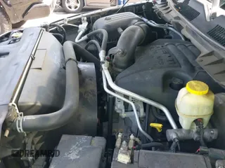 2017 Ram 1500 Big Horn z VIN 1C6RR6LTXHS639452, wystawiony jako IAAI lot #42508678 z przebiegiem 132 436 mil mil oraz . Historia ofert i sprzedaży dostępna na DreamBid. Obrazek 20.