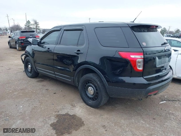 2015 Ford Utility Police Interceptor with VIN 1FM5K8AR8FGA70482, listed as a IAAI auction lot 41504037 with 1 mi miles. Bid and sale history available at carsss.com. Image 3.