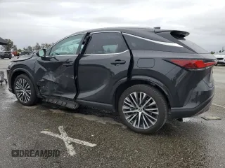 2023 Lexus RX 350h z VIN 2T2BBMCAXPC015258, wystawiony jako Copart lot #48760745 z przebiegiem 22 839 mil mil oraz Szkoda całkowita • Salvage title. Historia ofert i sprzedaży dostępna na DreamBid. Obrazek 2.