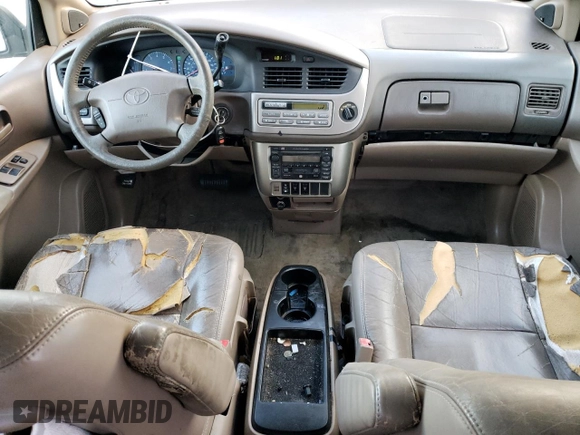 2002 Toyota Sienna LE with VIN 4T3ZF13CX2U457768, listed as a Copart auction lot 84763284 with 195,268 mi miles and Salvage Title. Bid and sale history available at DreamBid. Image 8.