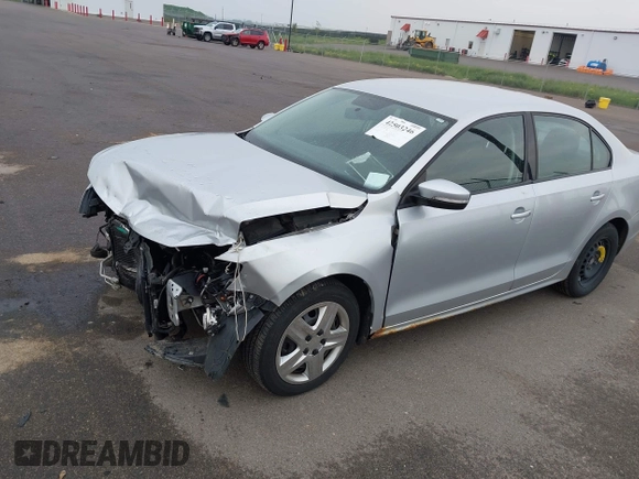 2011 Volkswagen Jetta SE с VIN 3VWDZ7AJ2BM348984, выставлен на аукционе IAAI как лот 42503246 с пробегом 77 392 миль миль и . История ставок и продаж доступна на DreamBid. Изображение 17.